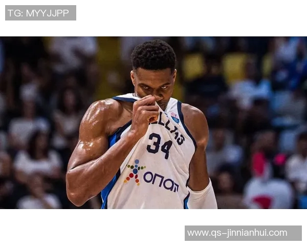 字母哥第三节强势表现助球队逆转9分8篮板3助攻1盖帽展现统治力