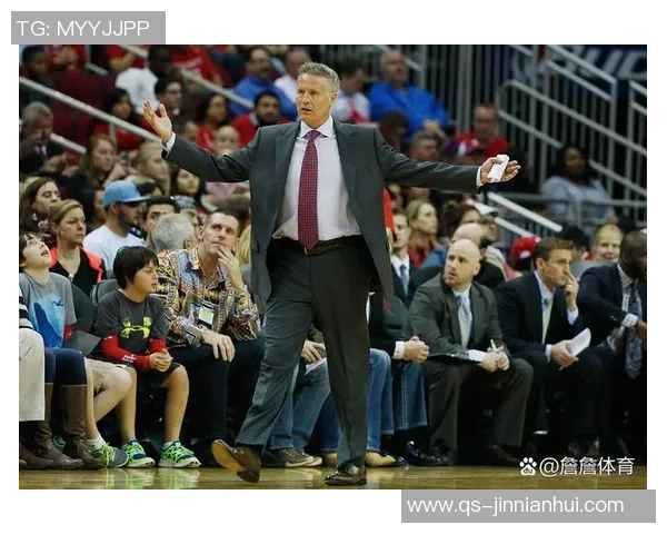 布克称赞马克威廉姆斯攻防两端表现出色球队急需他的贡献